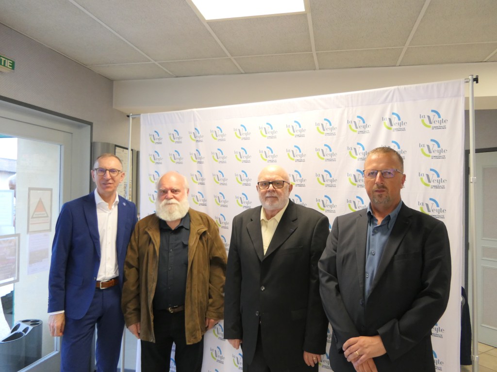 Commémoration à la stèle de la Moussière à Biziat en hommage à Georges Rosset 