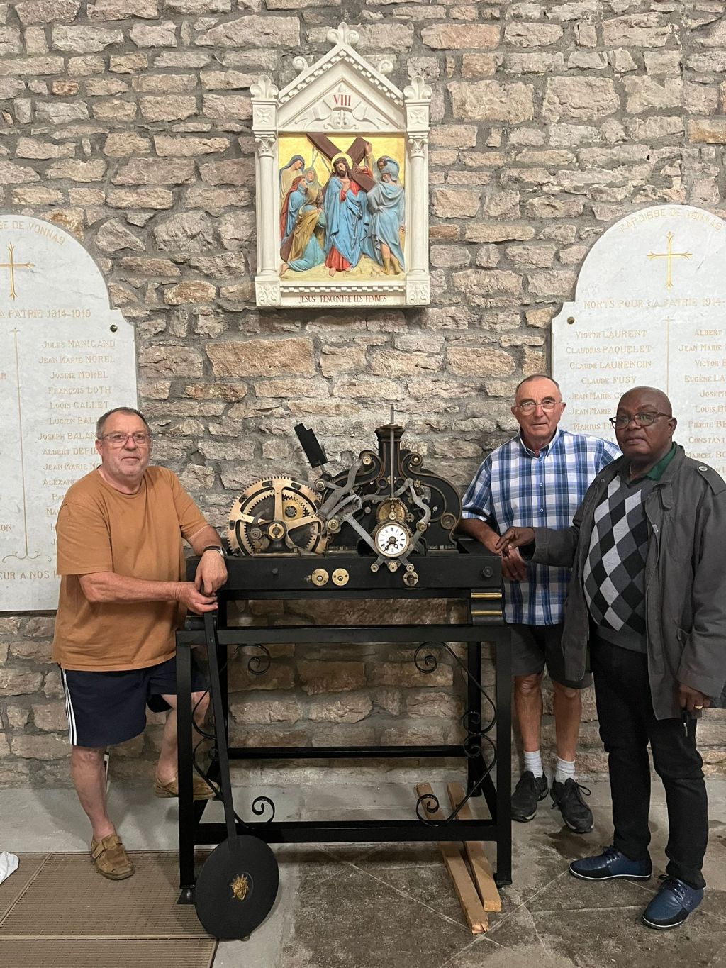 Installation de l&rsquo;horloge à l&rsquo;église de&nbsp;Vonnas